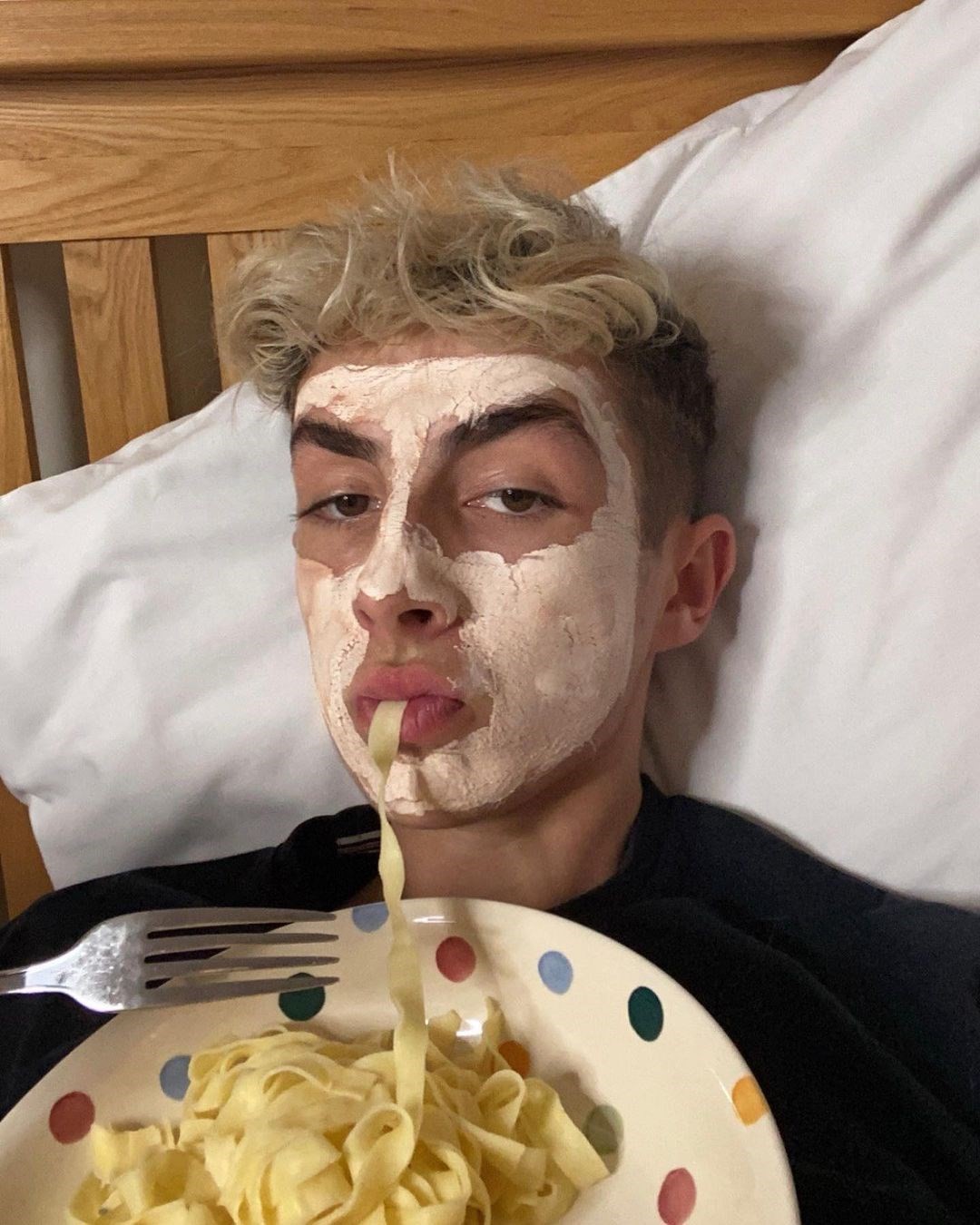 Pasta eating